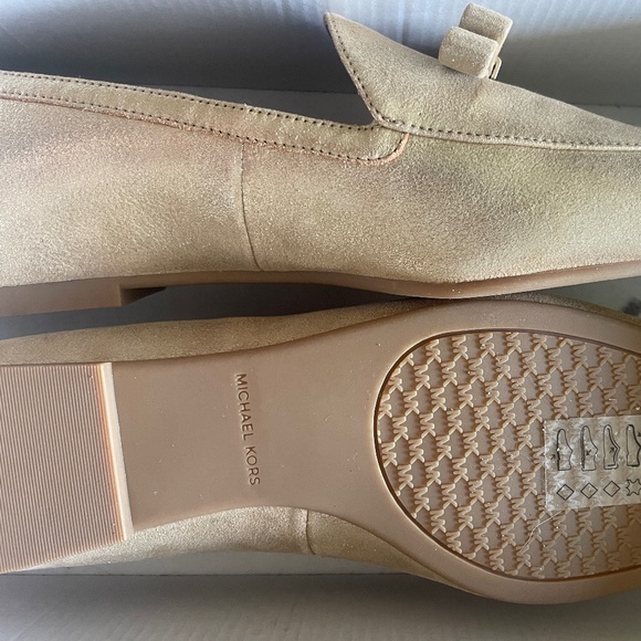 Brand New Michael Kors Sibyl Metallic Flat Loafer - Picture 3 of 7
